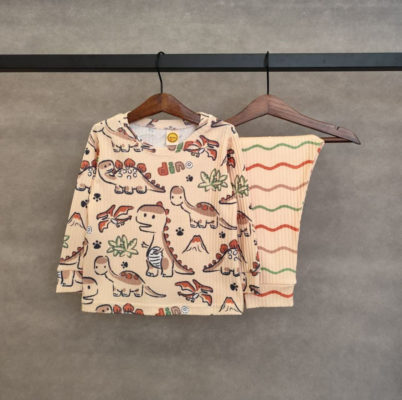 ست راحتی ریلی طرح دینو1